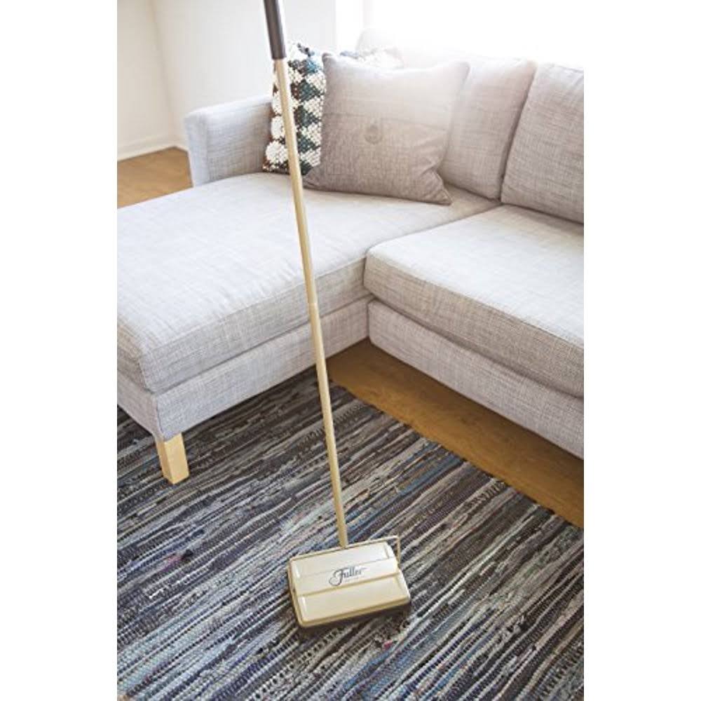 Electrostatic Carpet & Floor Sweeper Q4977