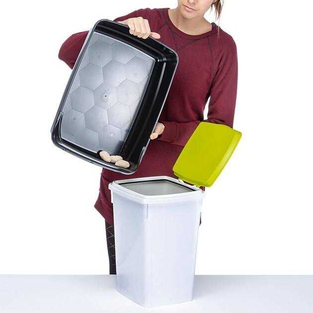 Litter Box with Litter Guard T157425