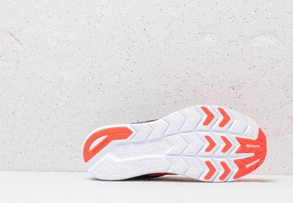 ViziRed | Black Running Shoes H406365