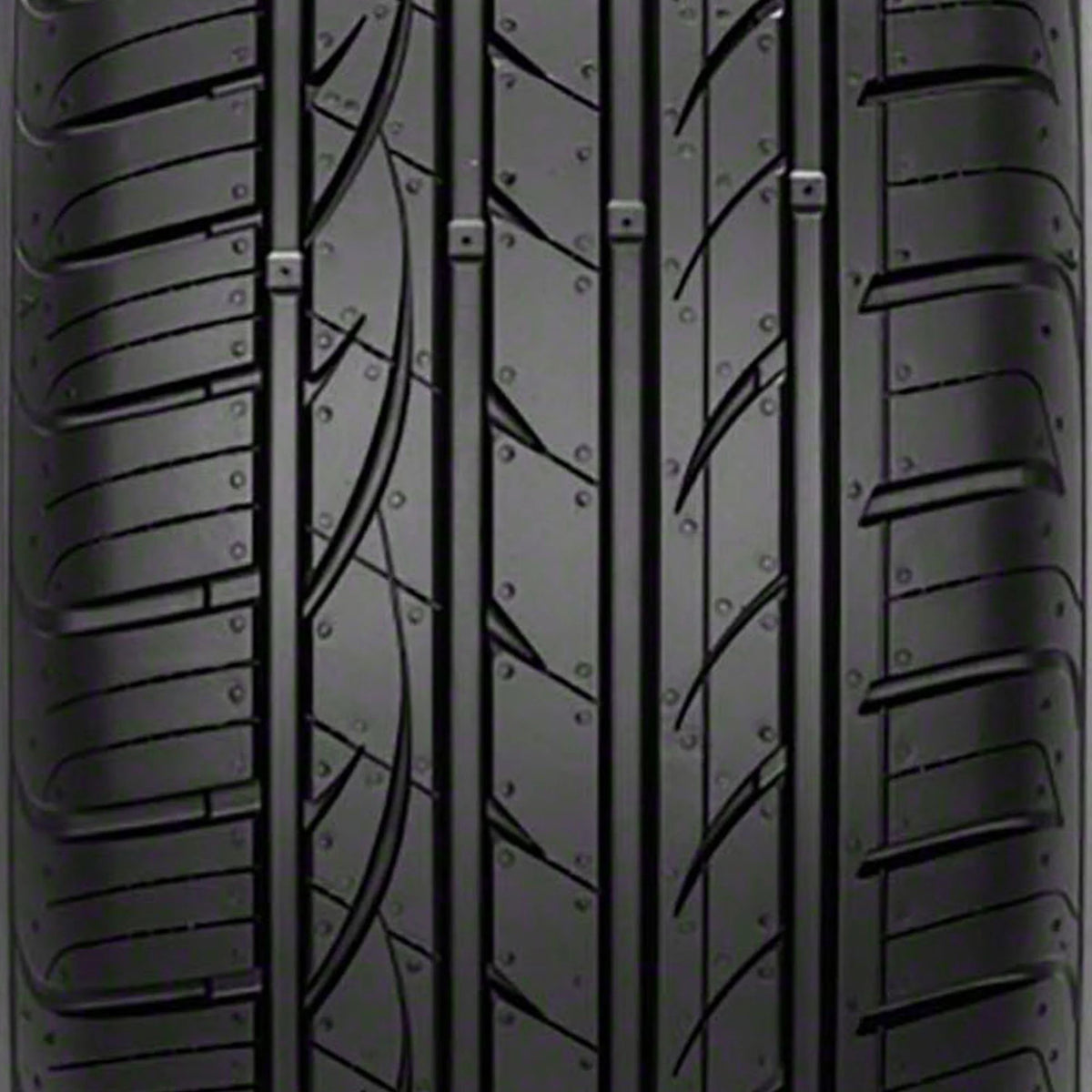 All Season 245/40ZR19 98Y XL Passenger Tire D583652