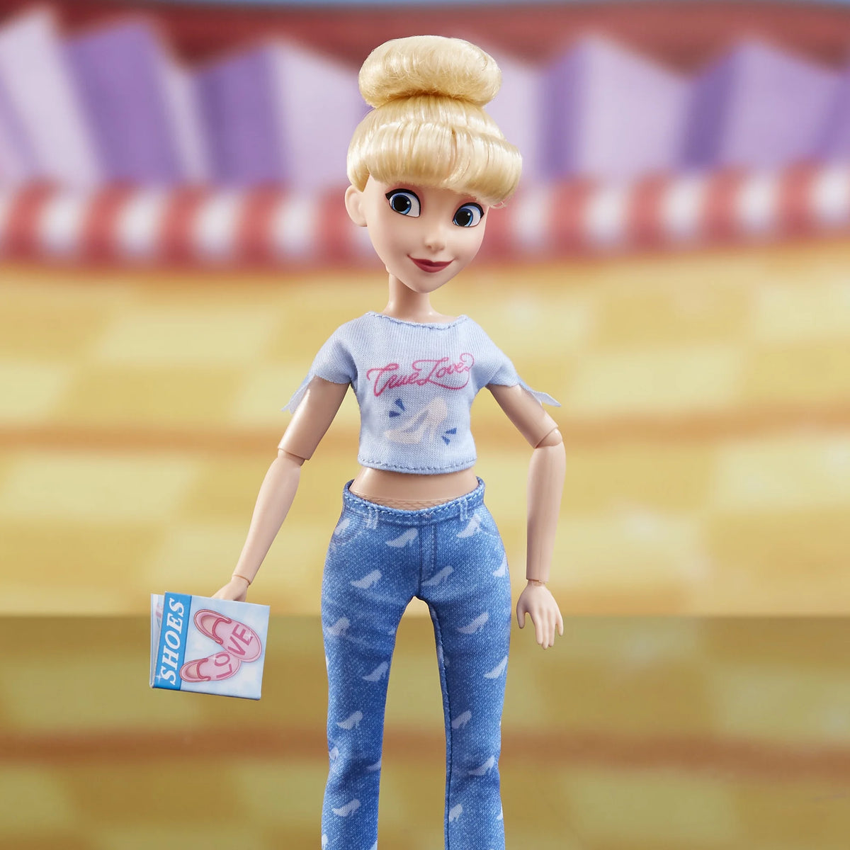 Cinderella Doll with Accessories A919