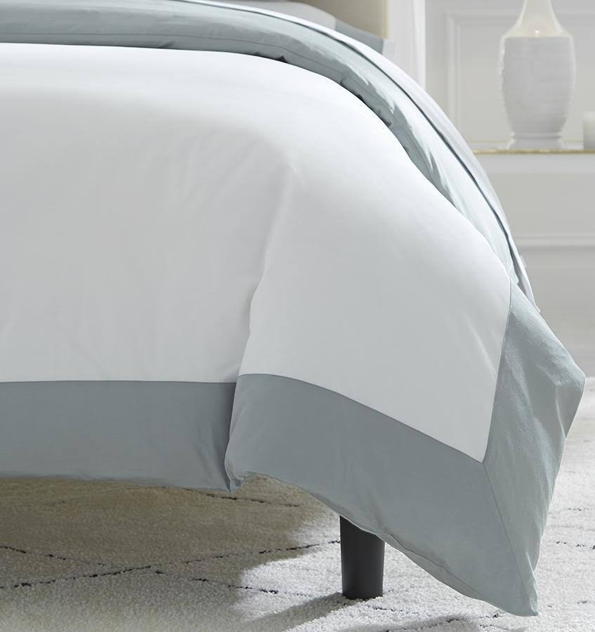 Full/Queen White Duvet Cover A86842