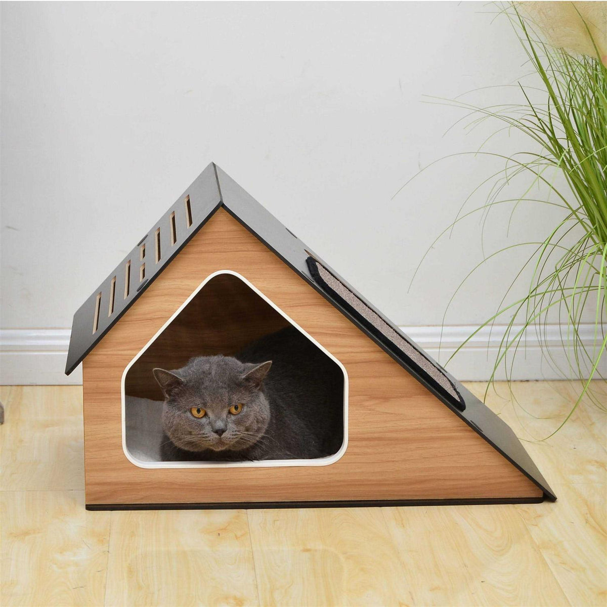 Modern Cat Condo with Sisal Scratching Pad C8435