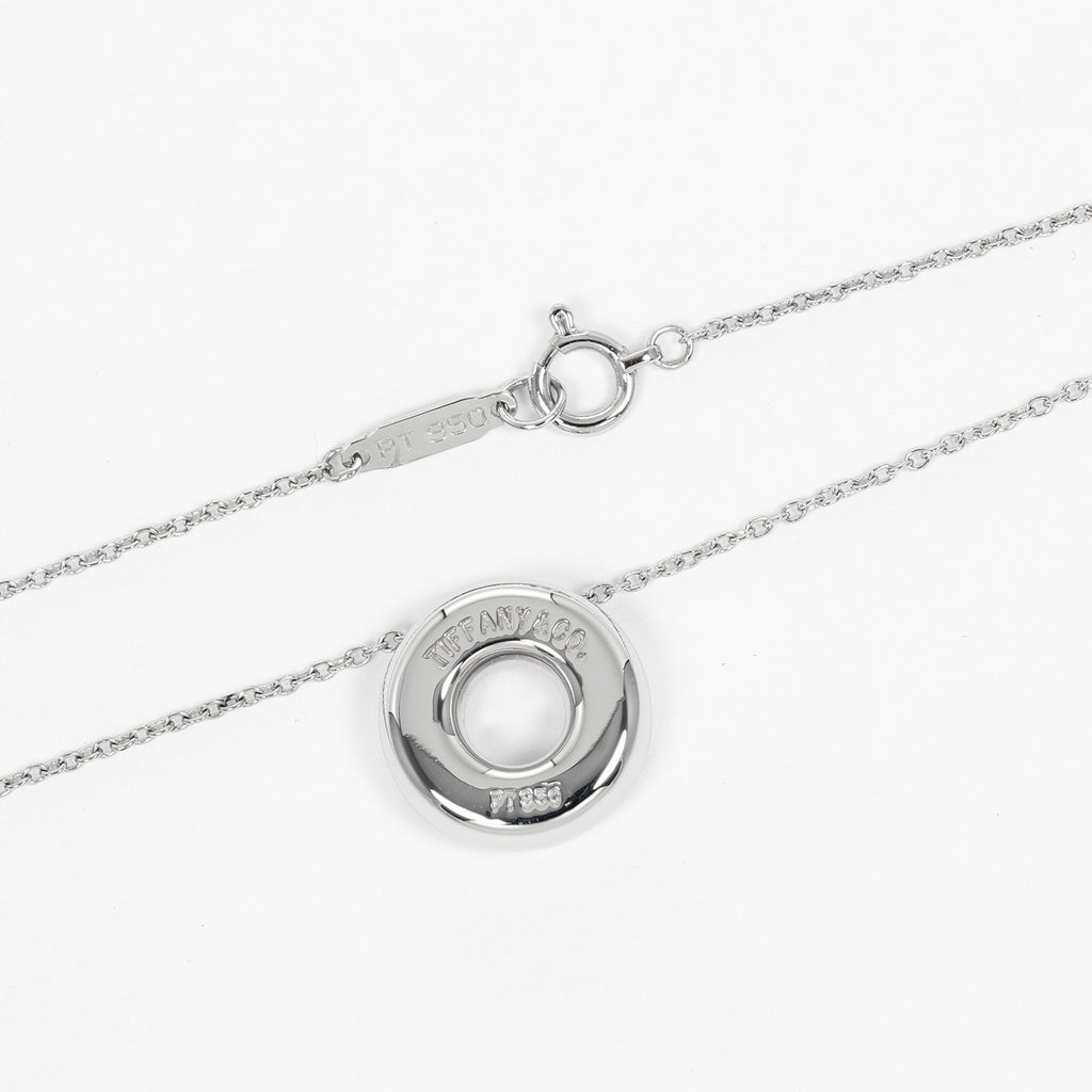 Platinum Diamond Circle Necklace J168