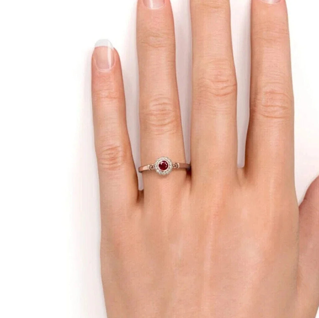 14k Gold Red Ruby Ring U4645