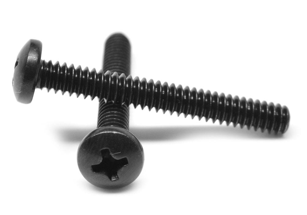 #8-32 x 1 1/2 Coarse Thread Phillips Pan Head Machine Screw N273915