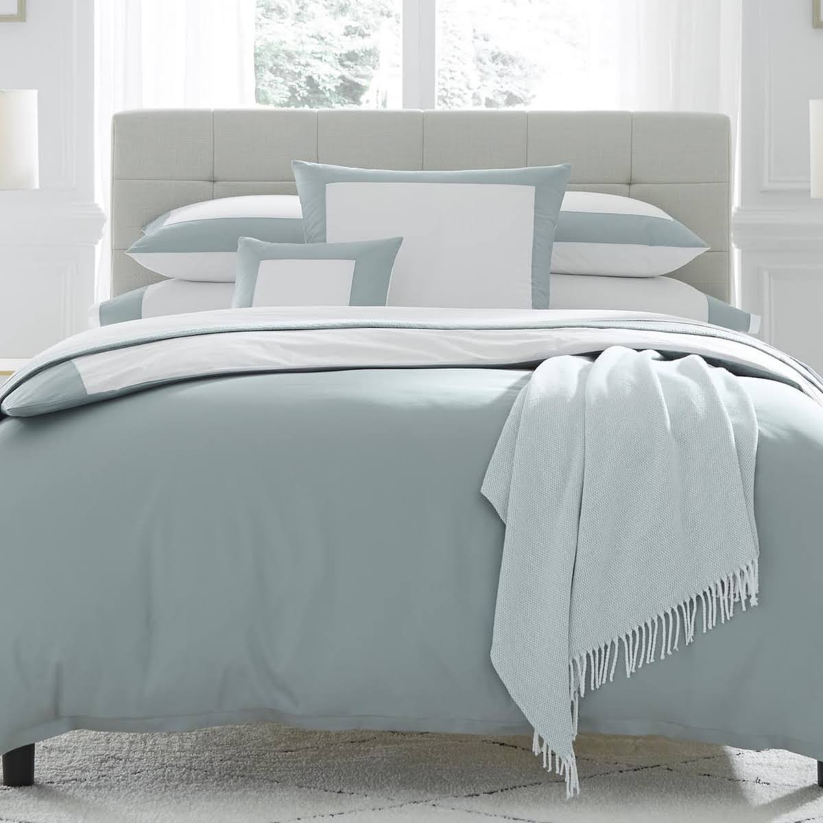 Full/Queen White Duvet Cover A86842