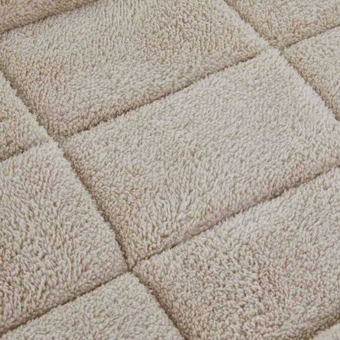 Plush Dog Crate Mat D10001