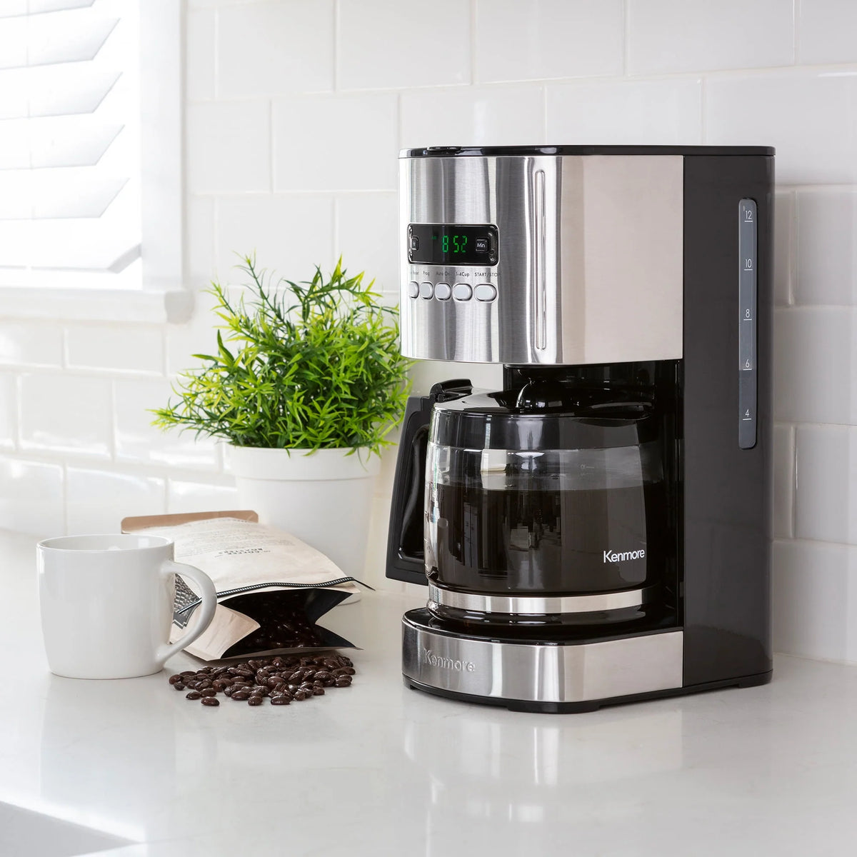 1.8L 12-Cup Programmable Drip Coffee Maker U337