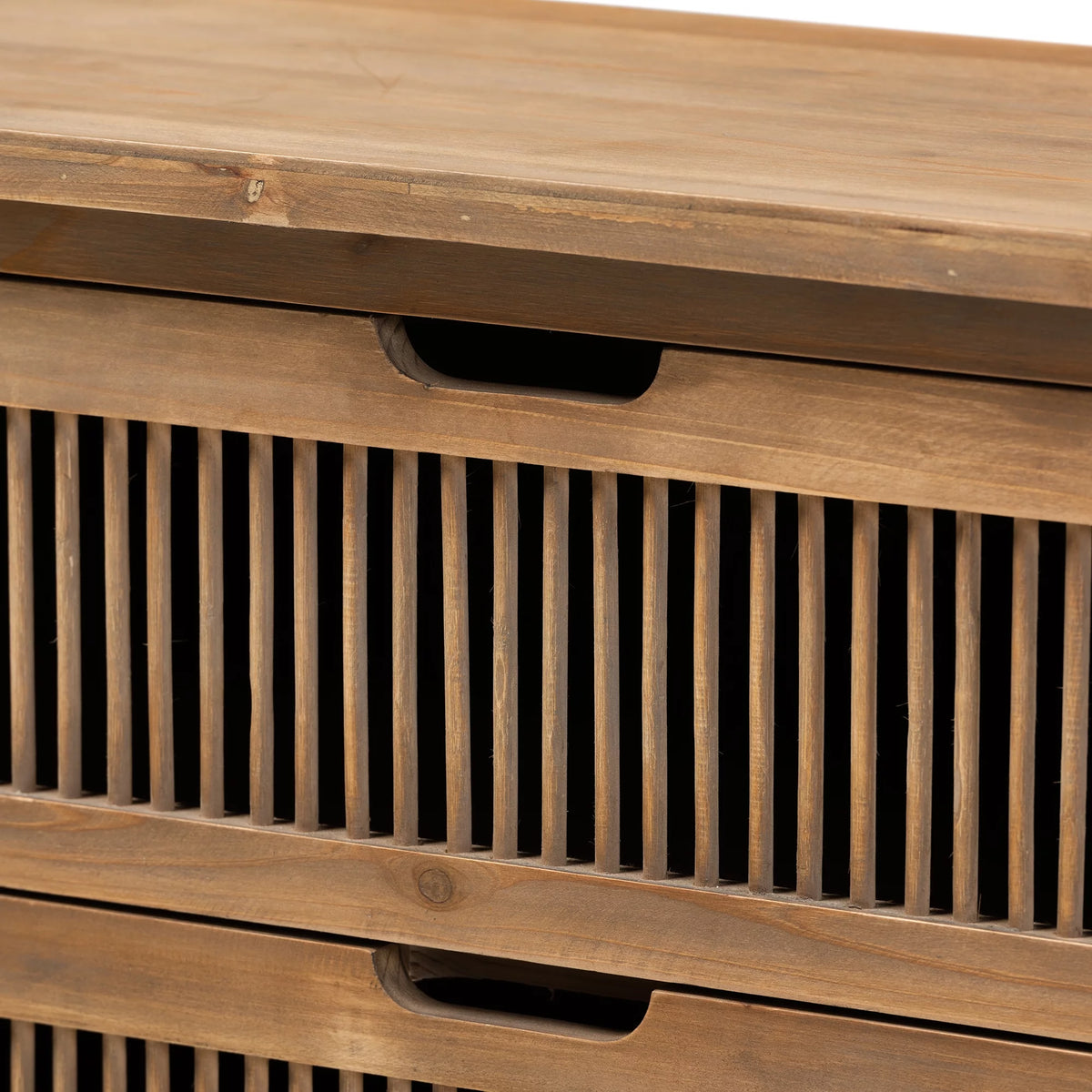 Medium Oak 3-Drawer Wood Chest C342090