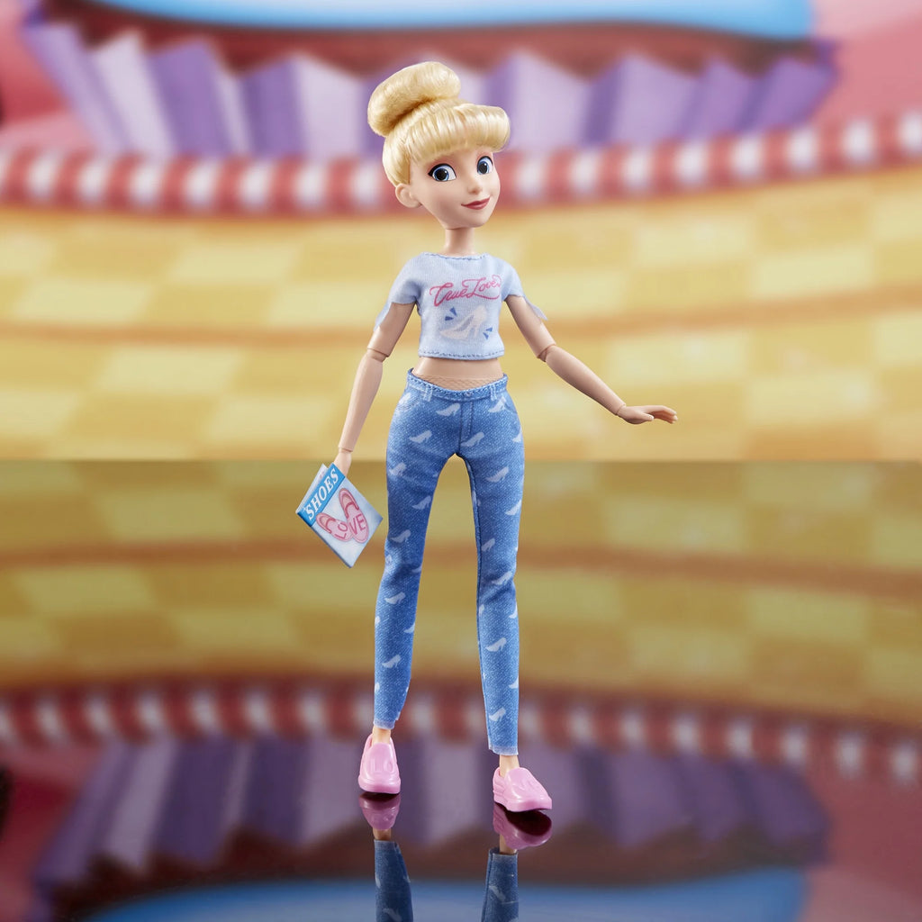 Cinderella Doll with Accessories A919