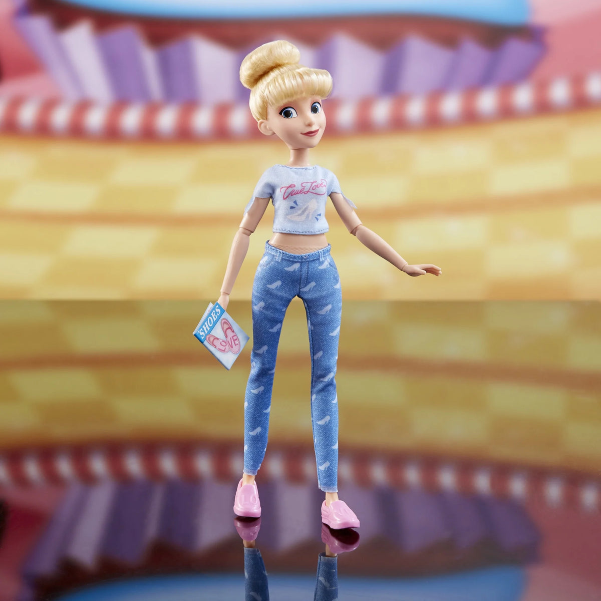 Cinderella Doll with Accessories A919