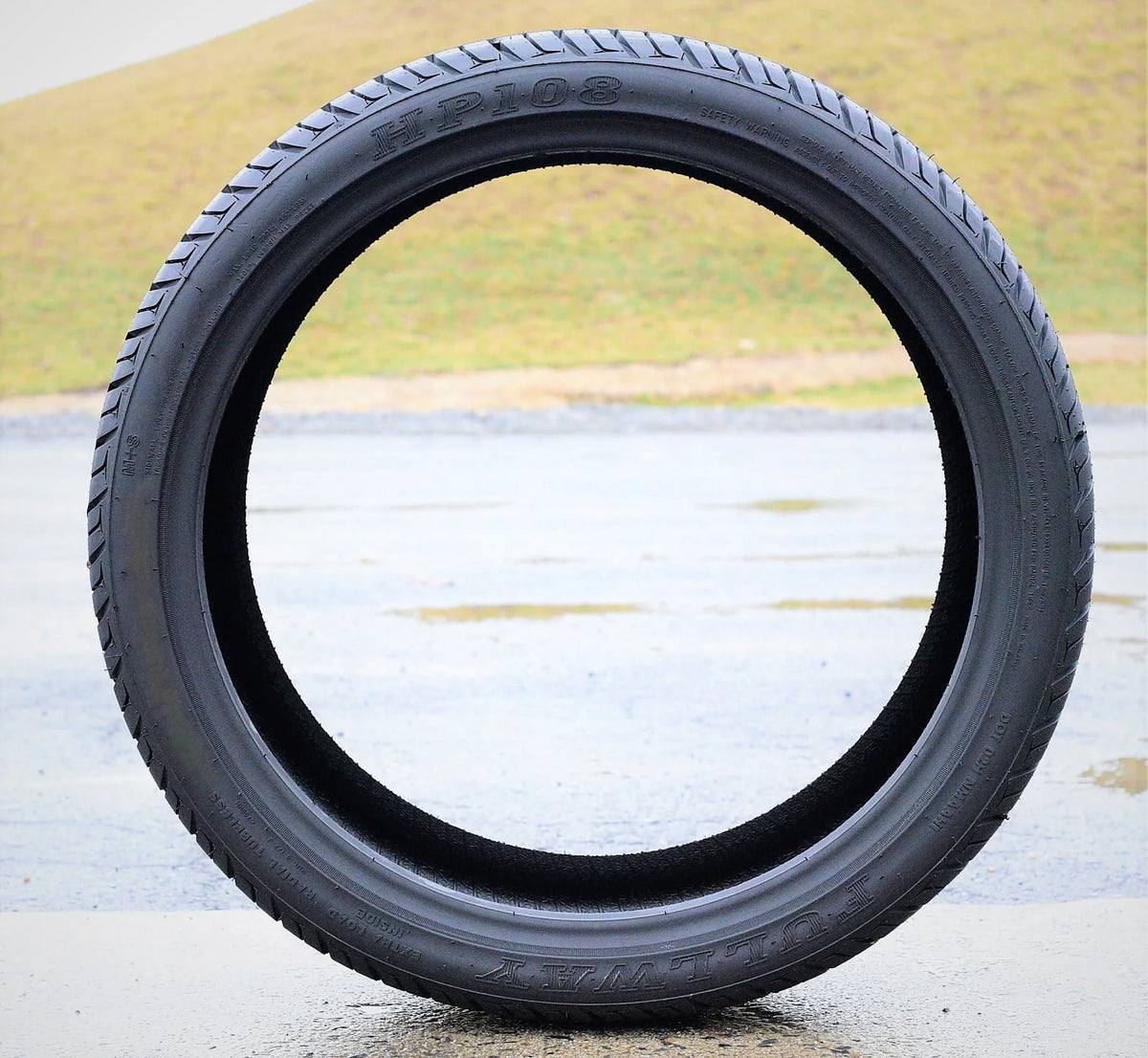 235/45ZR18 98W XL Passenger Tire K950187