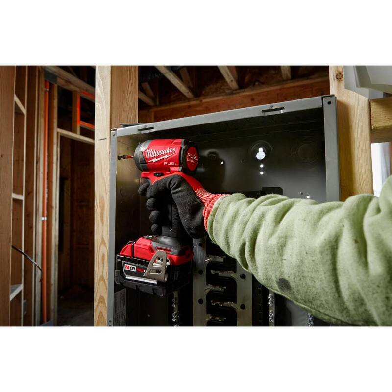 18-V Li-Ion Brushless Cordless Hammer Drill/Impact Driver Combo Kit (2-Tool) with Bi-Metal Hole Saw Set (11-Piece) I644420