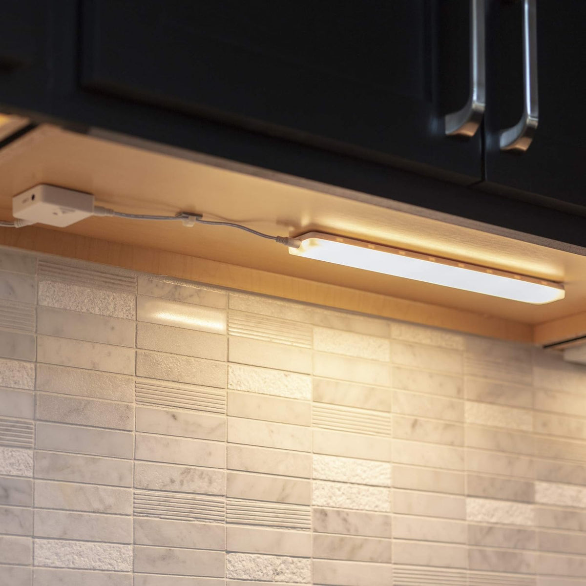 Wired LED Under Cabinet Light Kit with Remote Control 3 Bars J679644